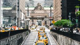 Finde günstige Flüge nach New York La Guardia