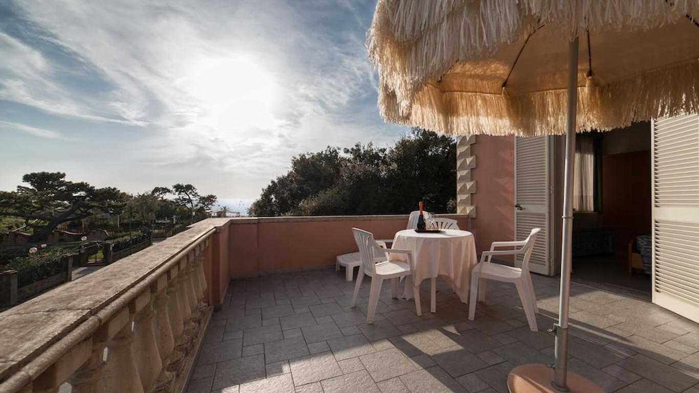 Hotel Villa Tierreno