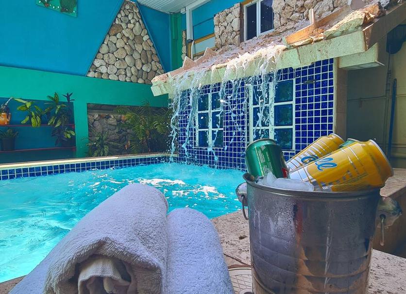 Pool Foto