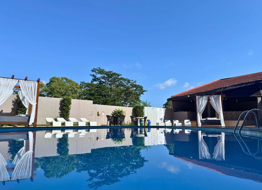 Pool Foto