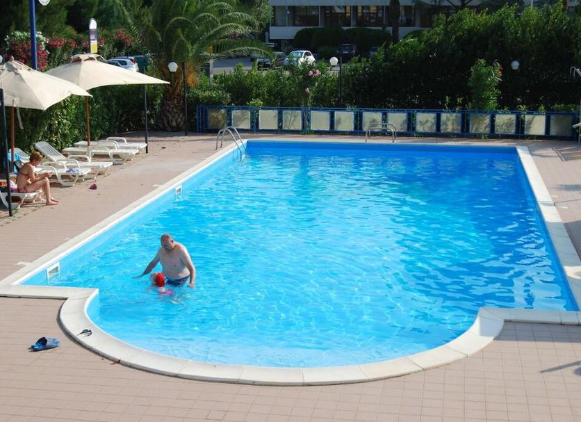 Pool Foto