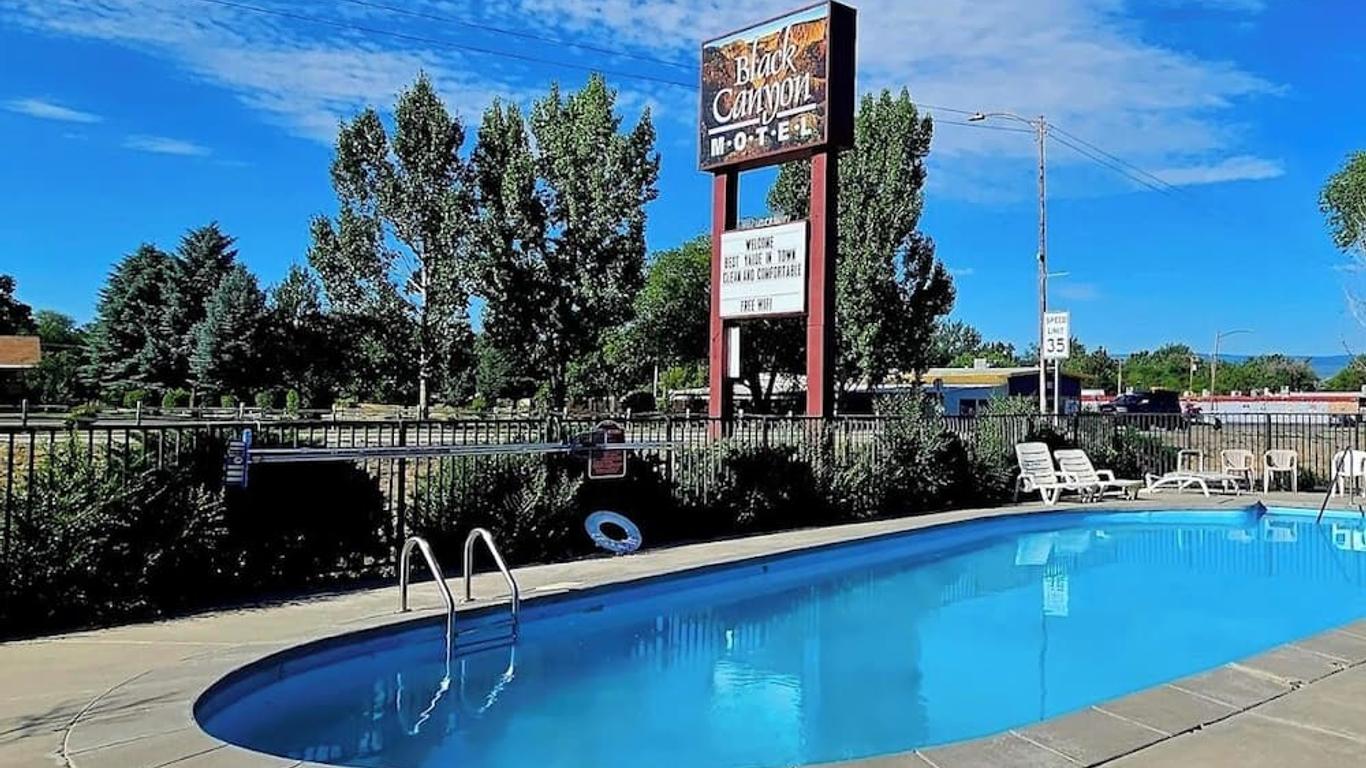 Black Canyon Motel