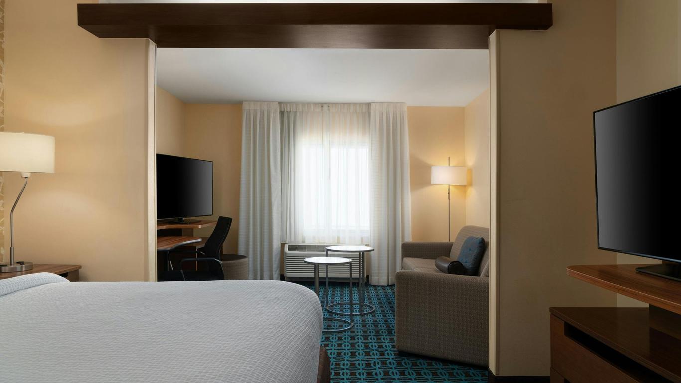 Fairfield Inn & Suites by Marriott London
