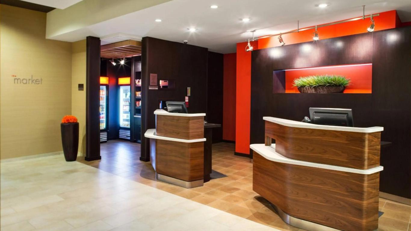 Courtyard by Marriott London
