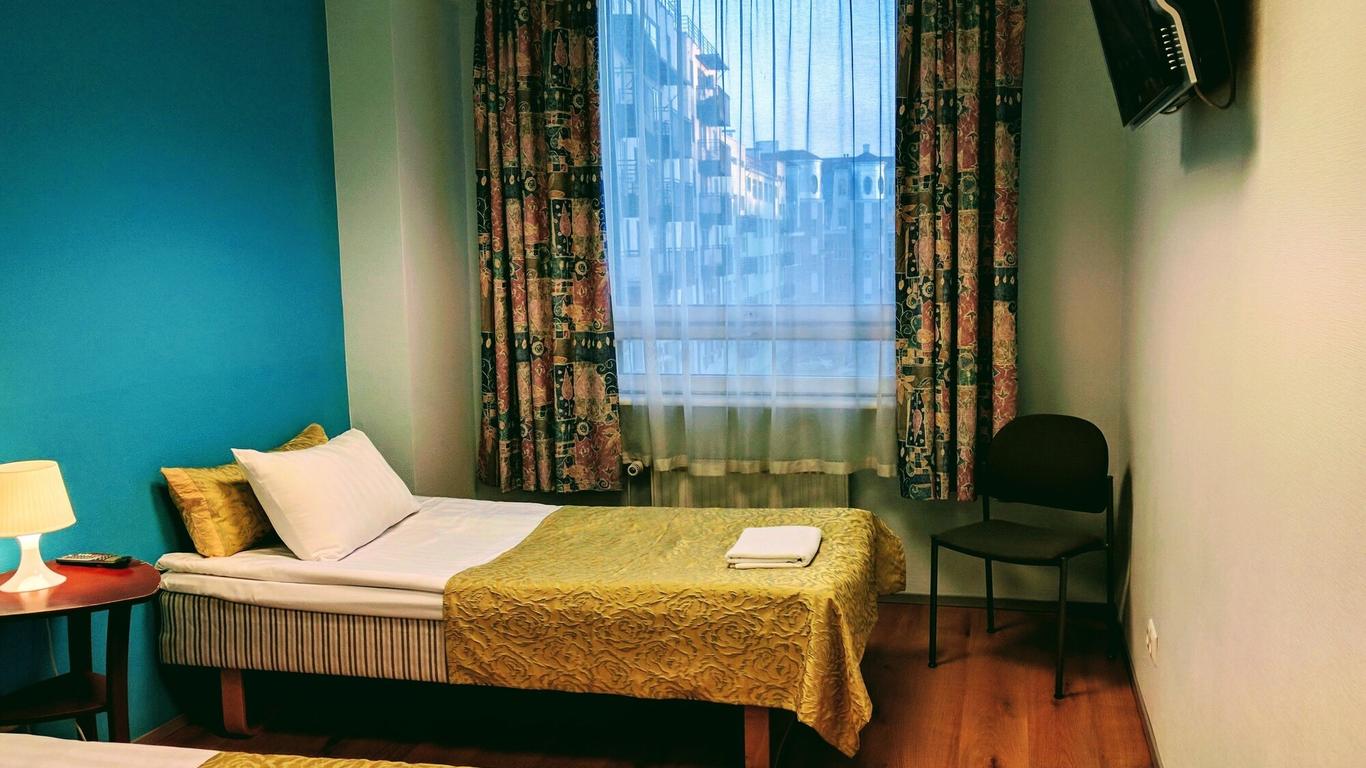Center Hotel