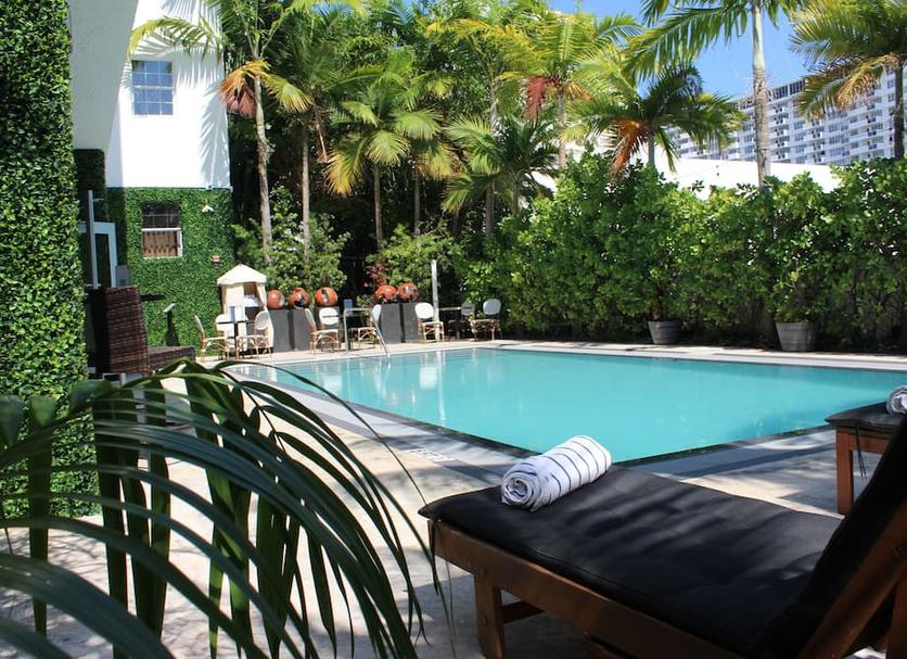 Pool Foto