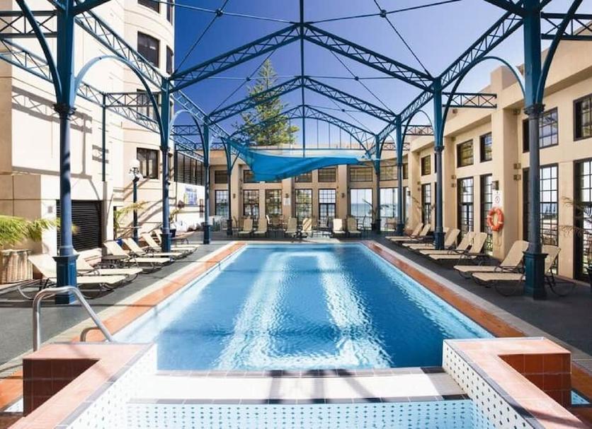 Pool Foto