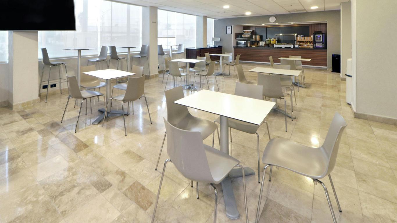 City Express by Marriott Nuevo Laredo