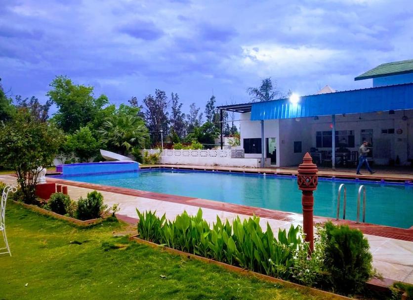 Pool Foto