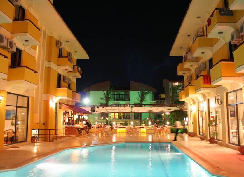 Pool Foto