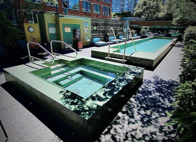 Pool Foto
