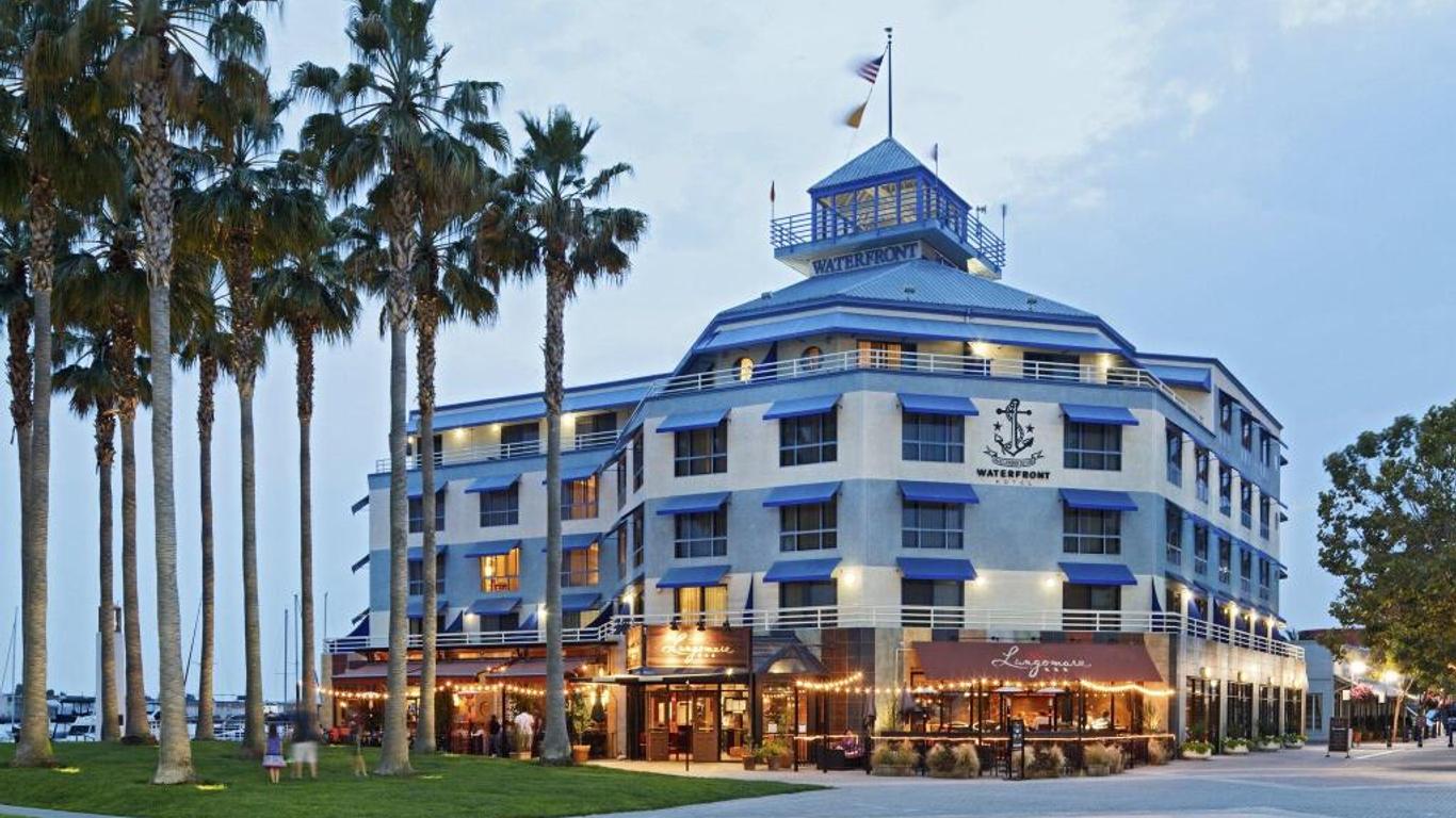Waterfront Hotel