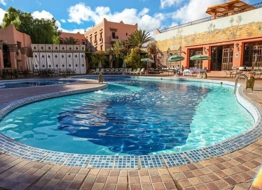 Pool Foto