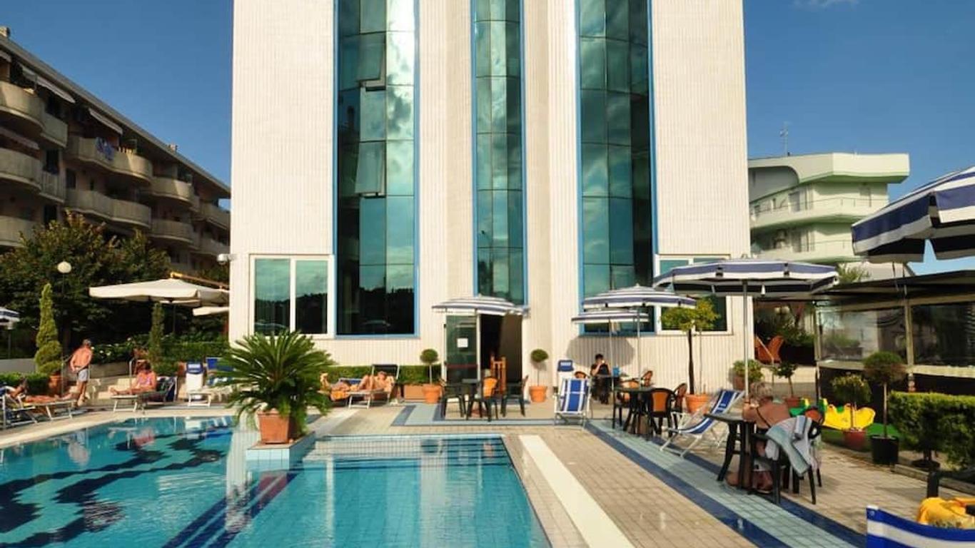 Hotel Ambassador