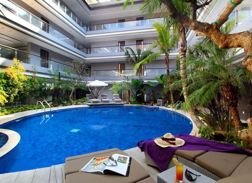 Pool Foto