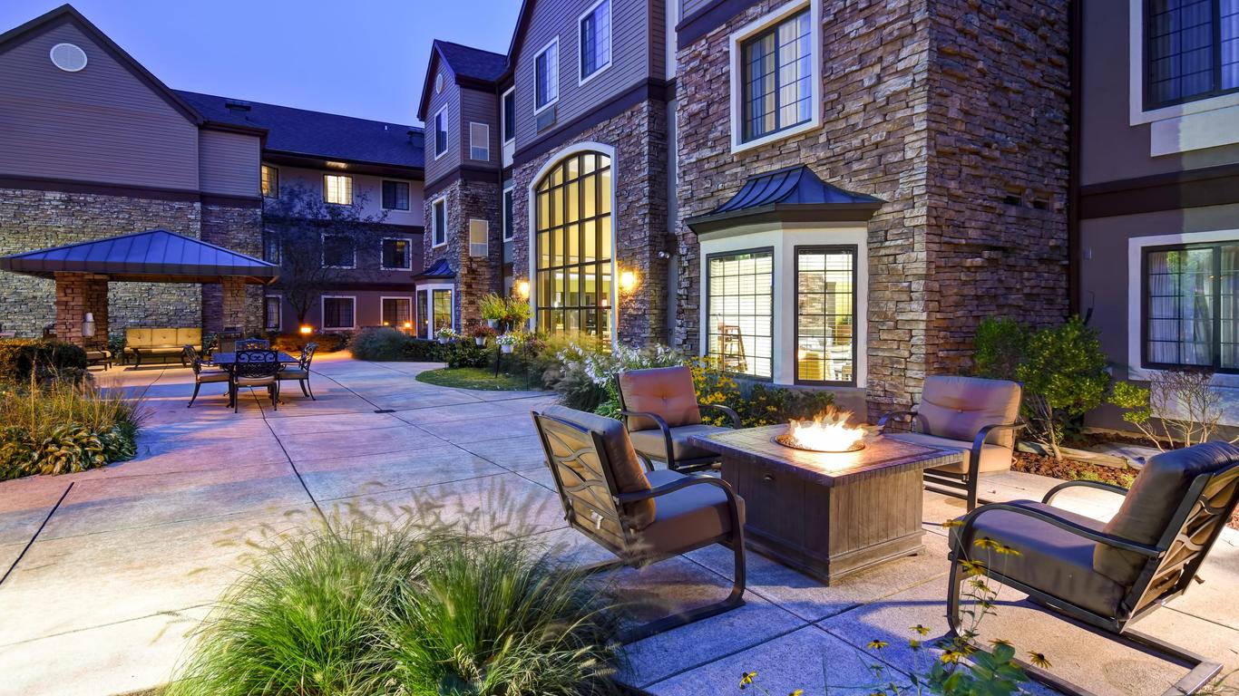 Staybridge Suites Grand Rapids - Airport