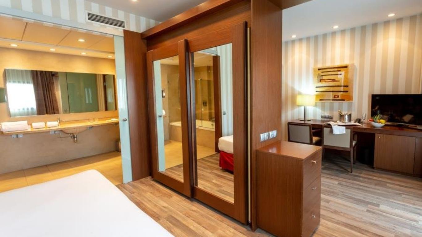 Hotel Las Artes