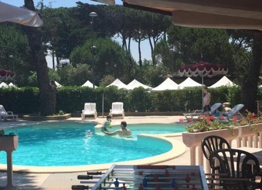 Pool Foto
