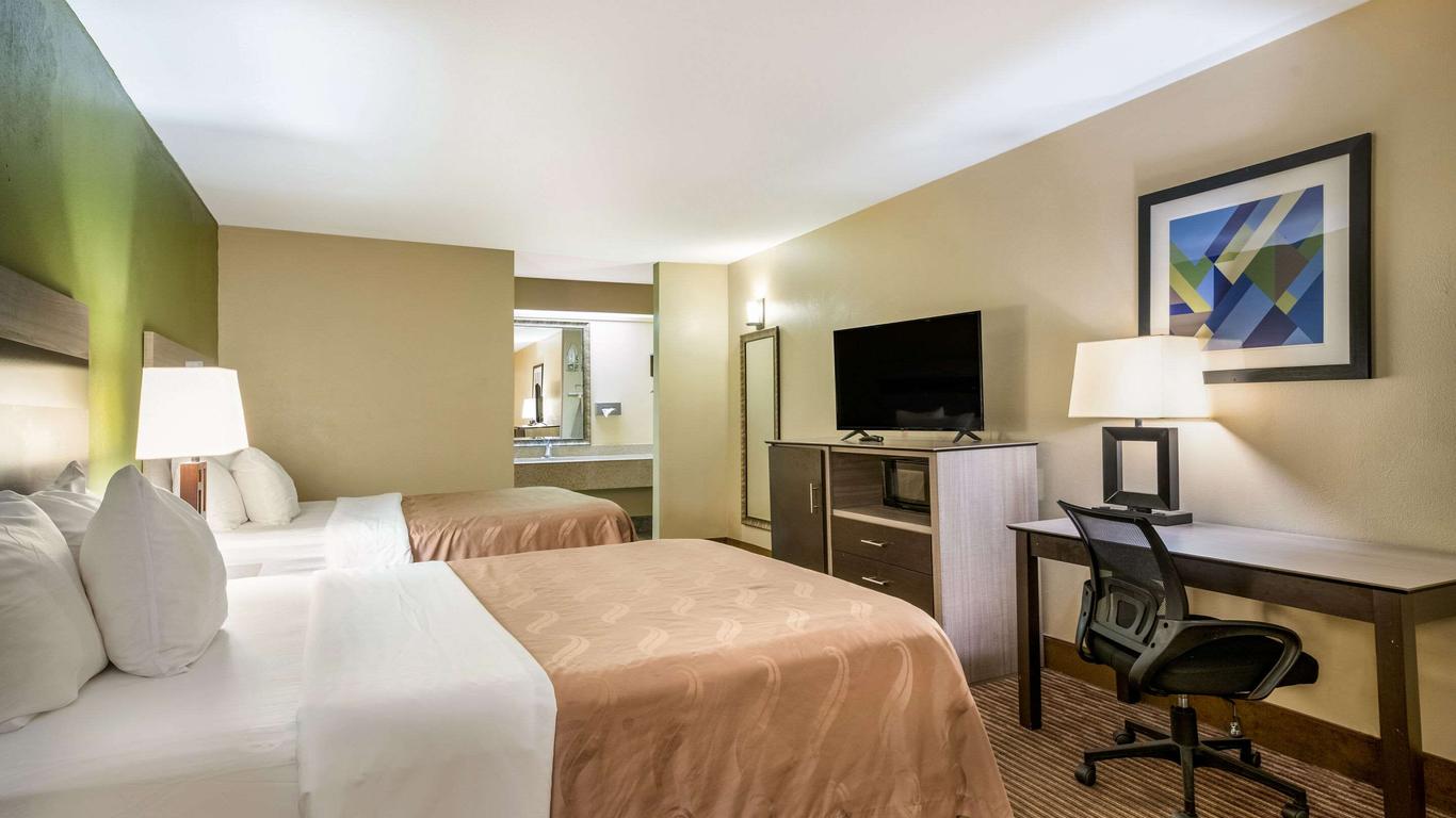 Quality Inn & Suites Garland - East Dallas