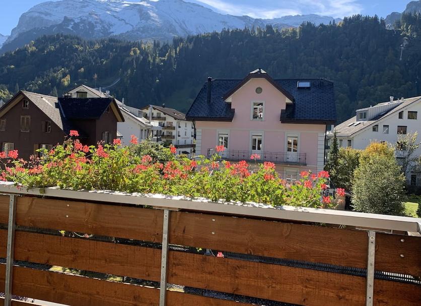 Außenansicht Foto