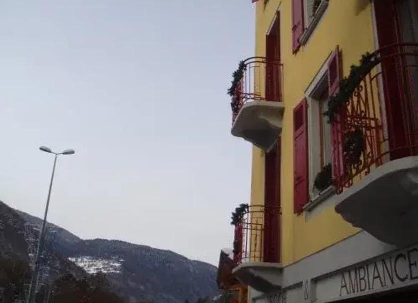 Außenansicht Foto
