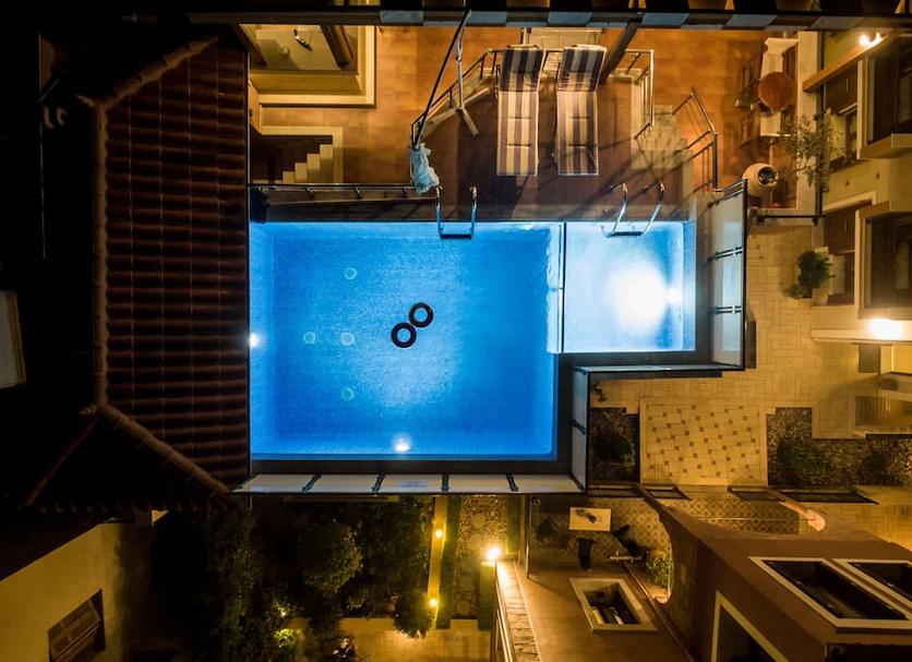 Pool Foto