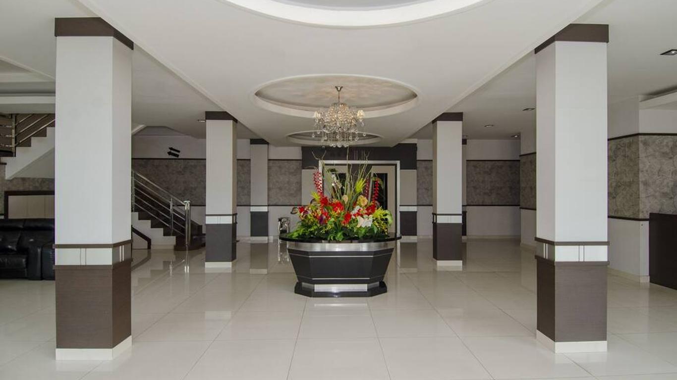 Halim Hotel