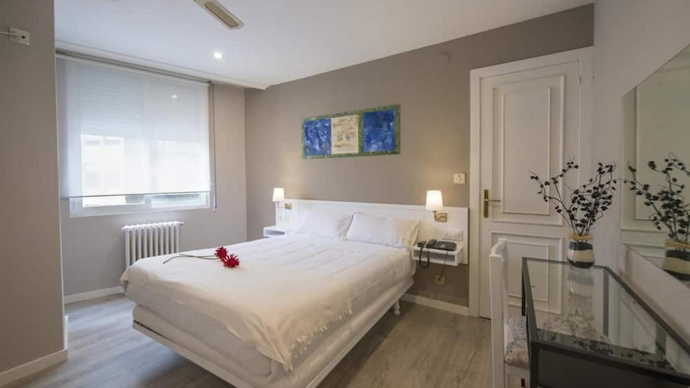 Hotel Miño