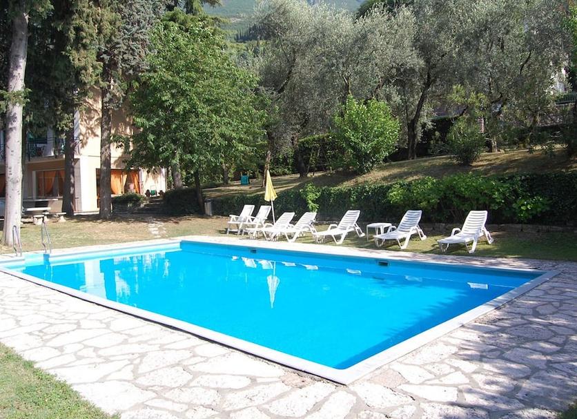 Pool Foto