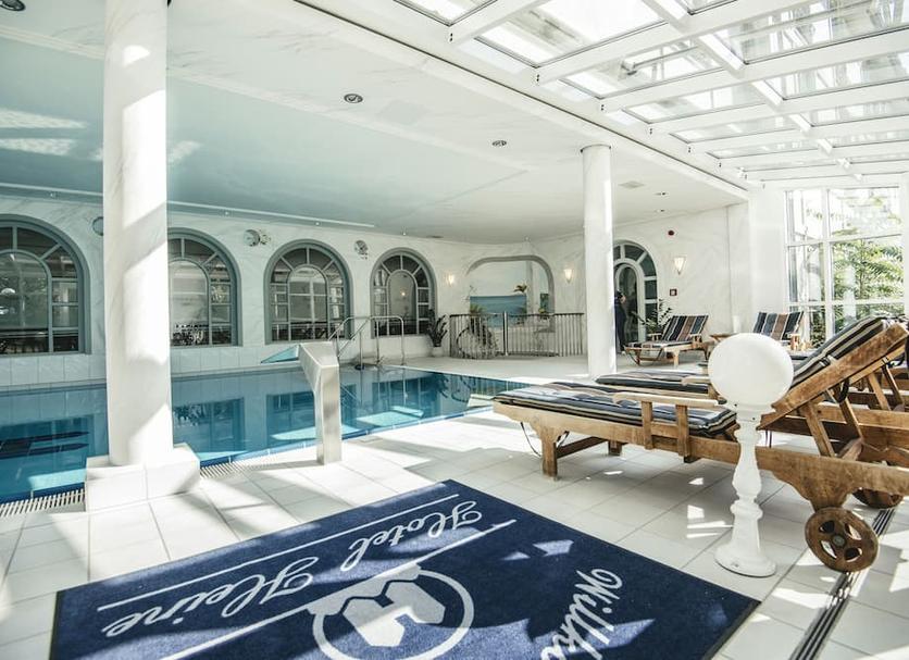 Pool Foto