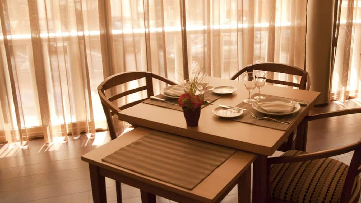 Hotel Rainha D. Amélia, Arts & Leisure