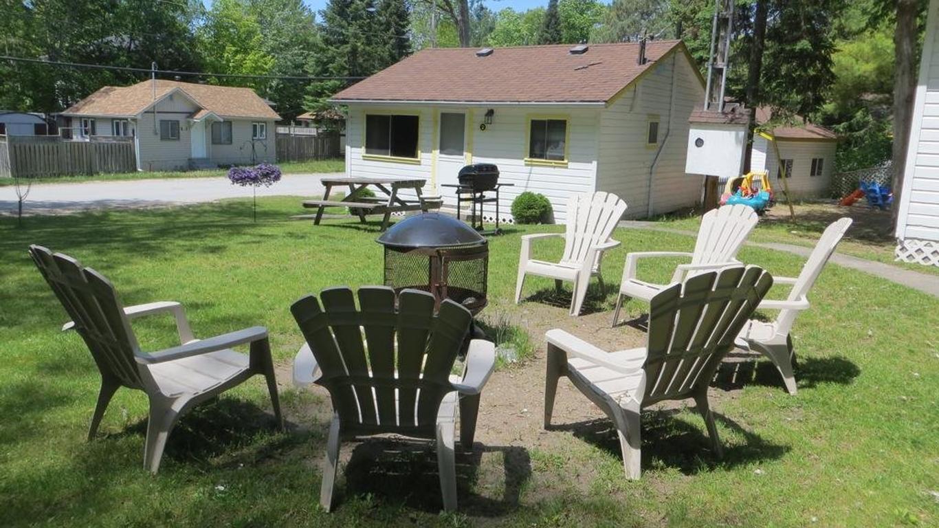 Woodland Cedars Family Cottage Resort