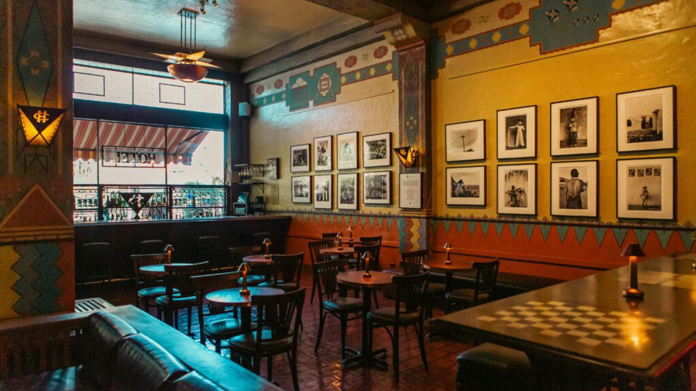 Hotel Congress