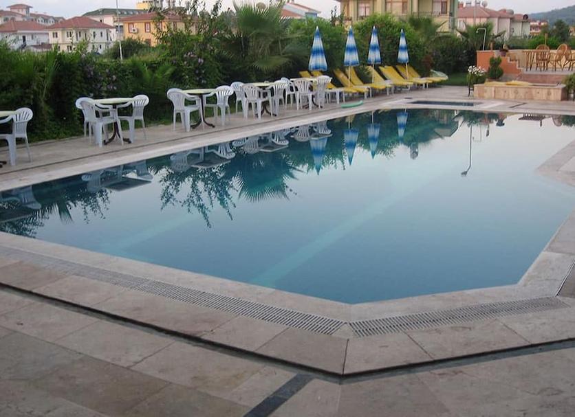 Pool Foto