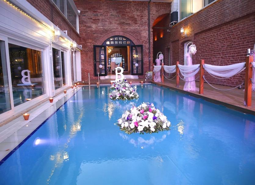 Pool Foto