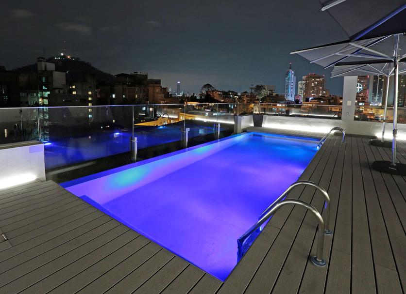 Pool Foto