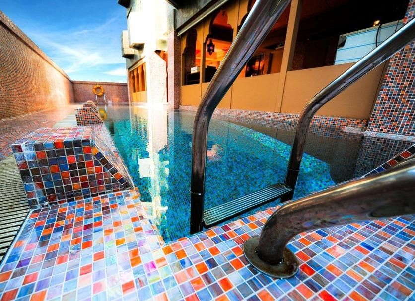 Pool Foto