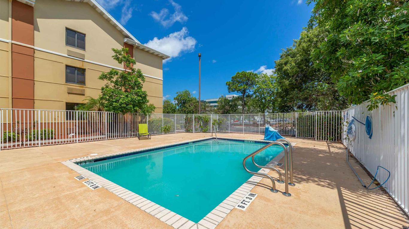 Extended Stay America Suites - Fort Lauderdale - Cypress Creek - NW 6th Way