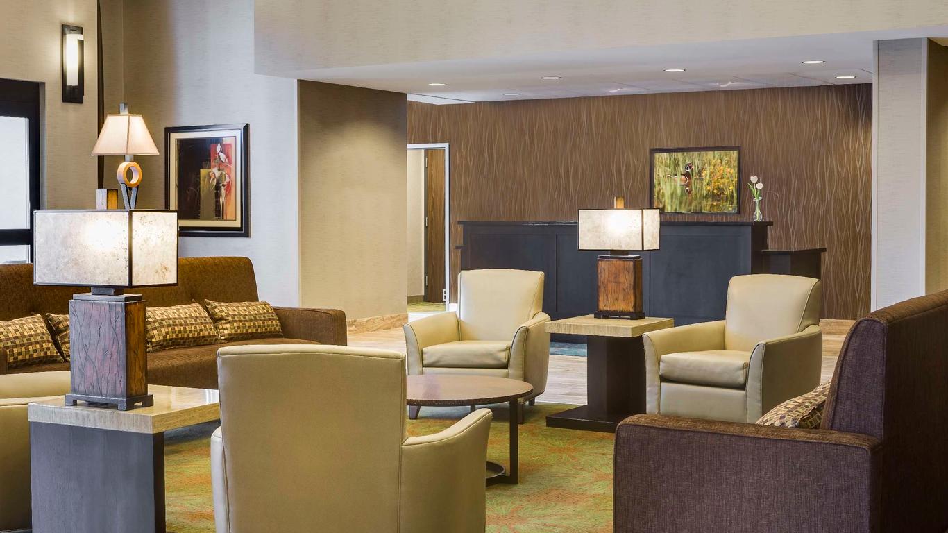 Homewood Suites by Hilton Coralville - Iowa River Landing