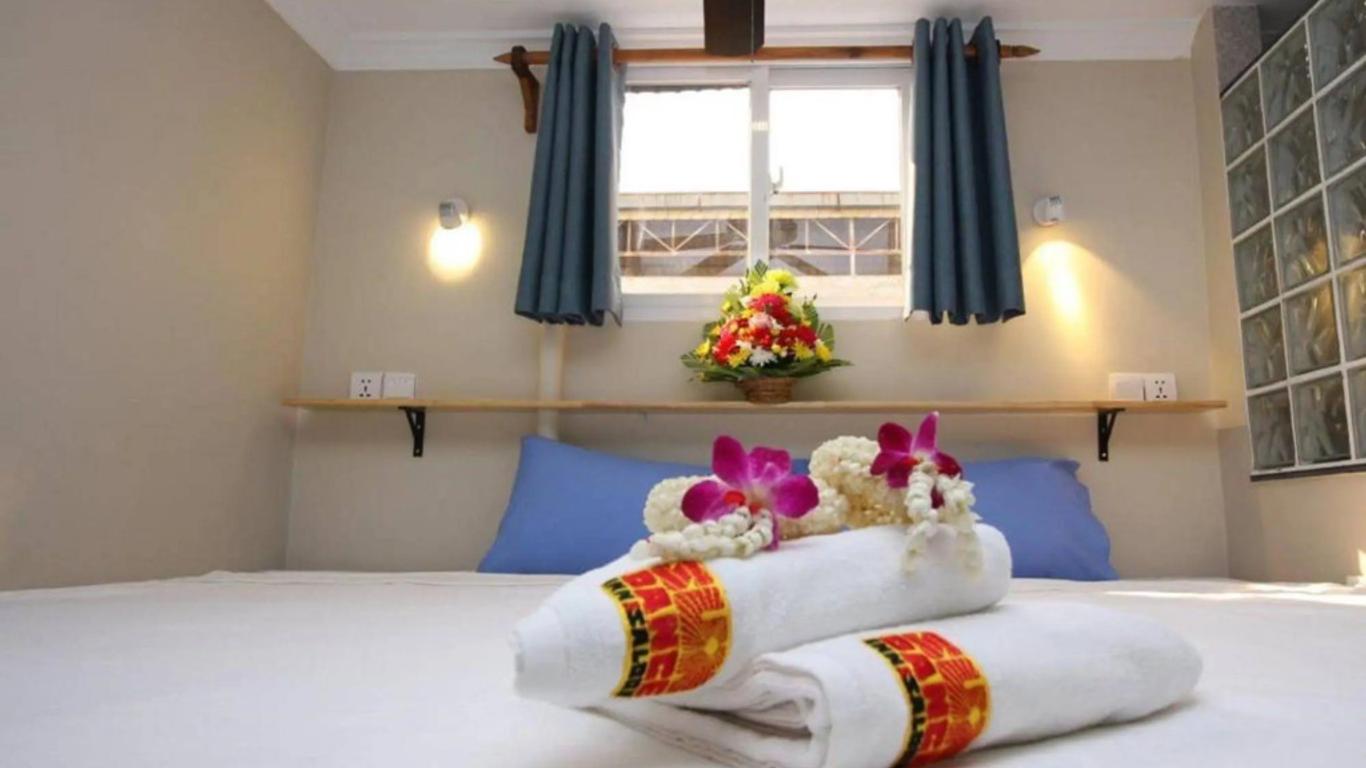 Bar Oz Riverside Guesthouse