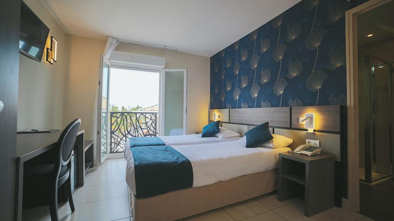 Holidays & Work Hotel