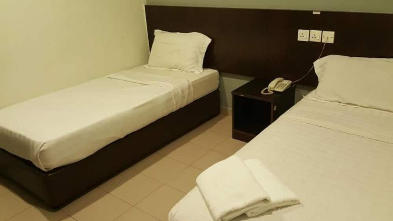 Tiong Nam Hotel