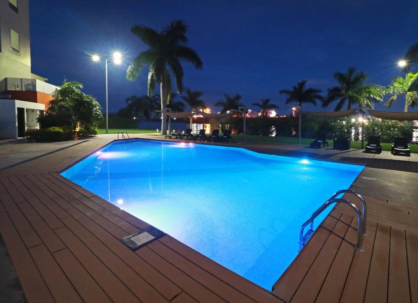 Pool Foto