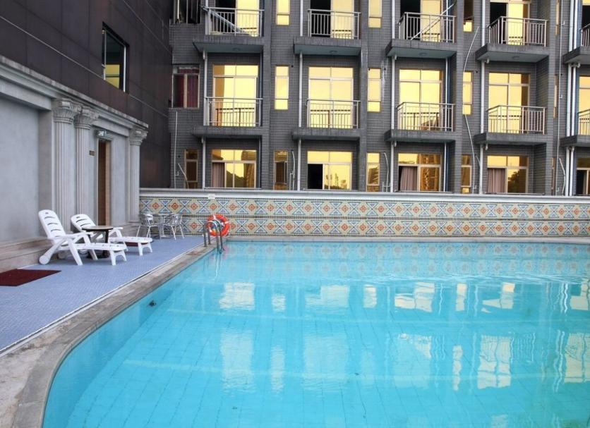 Pool Foto