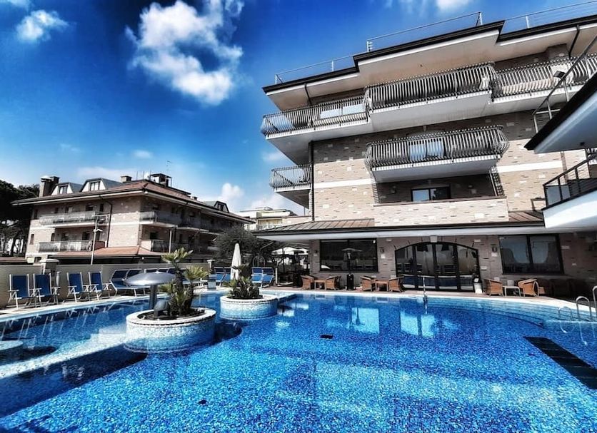 Pool Foto