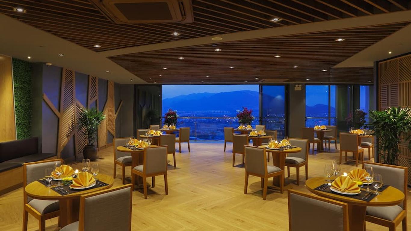 Rosaka Nha Trang Hotel