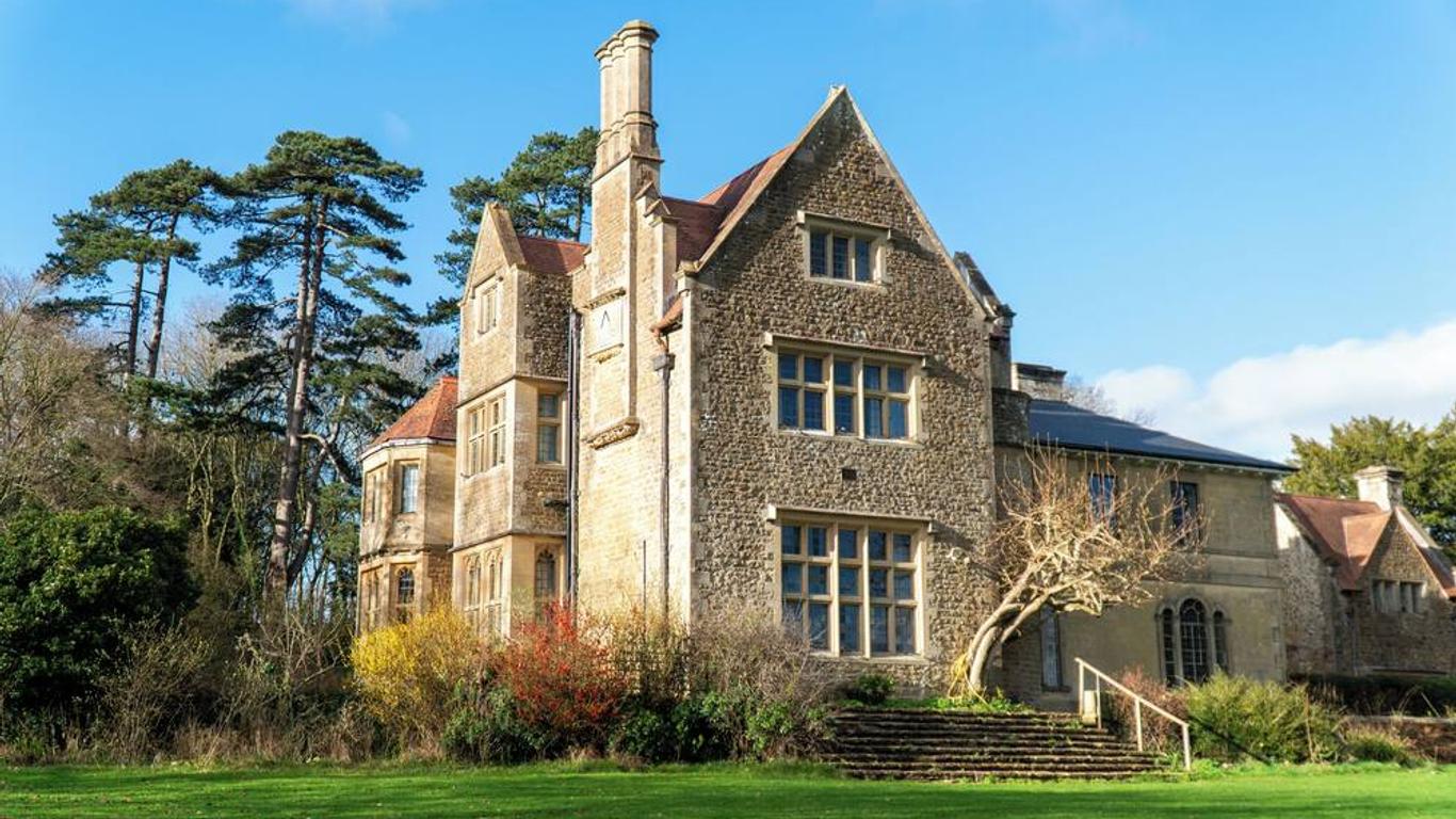 Cleeve House Bed & Breakfast