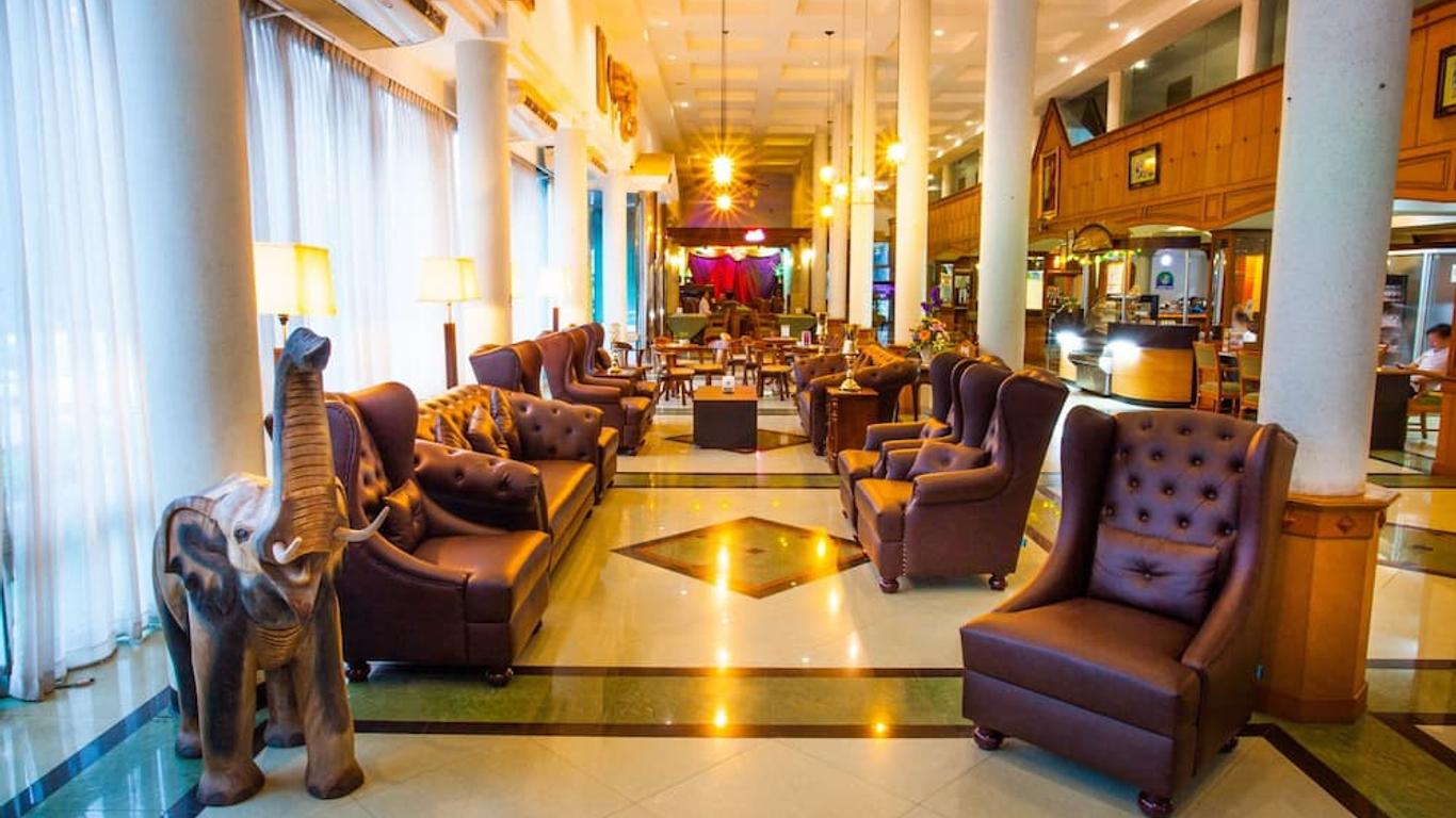 NH Elegant Hotel