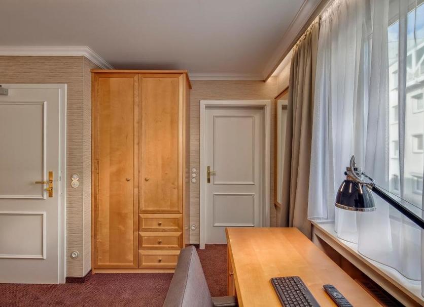 Zimmerausstattung Foto
