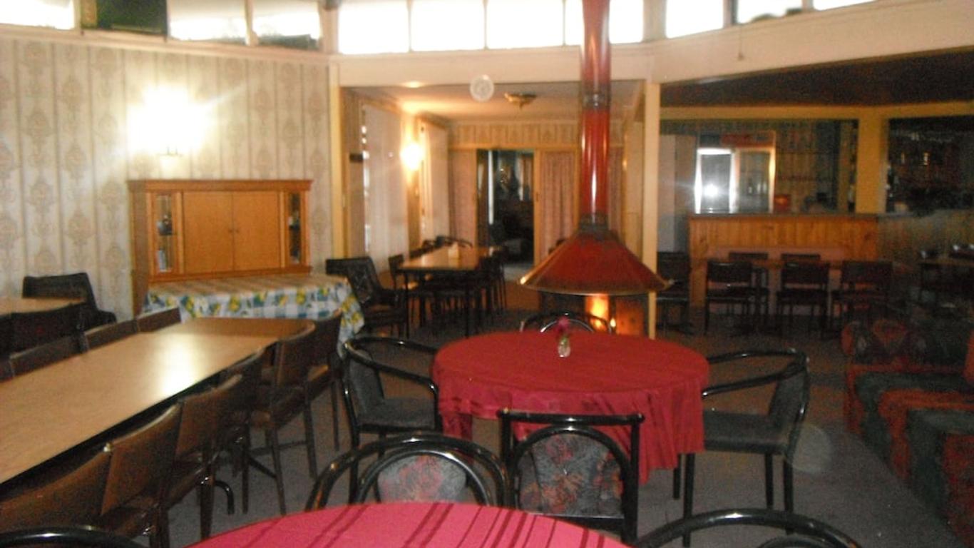 Cooma Country Club Motor Inn